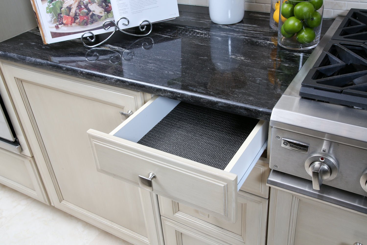Smart Design Shelf Liner Original Grip - (12 Inch x 45 Feet) - Drawer  Cabinet Non Adhesive - Kitchen [Black] - Set of 9-45' Total